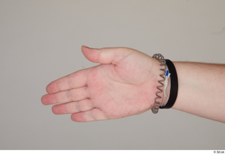 Street  879 armband hand 0002.jpg